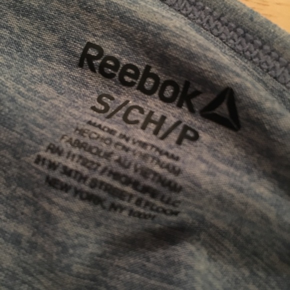Reebok Workout Shirt - Picture 4 of 5